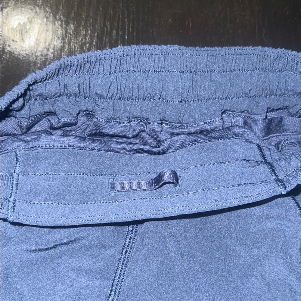 Lululemon Hotty Hot High-Rise Short - Picture 3 of 6